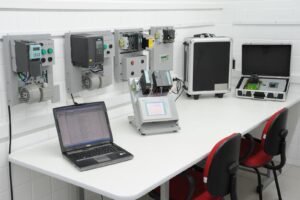 Reparo de Placas Eletrônicas de IHMs e CLPs